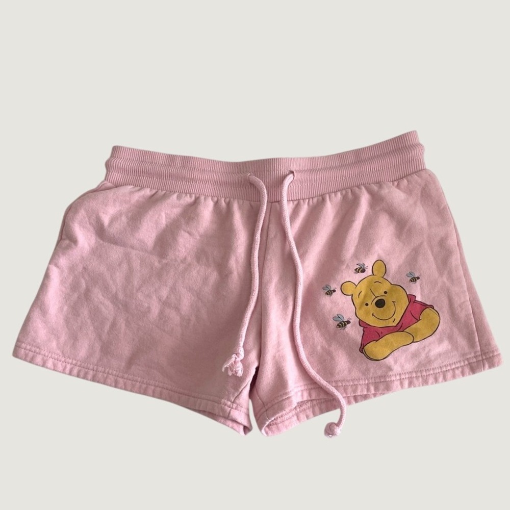 Disney Winnie the Pooh Pink Sweat Shorts Girls Size Medium 7-9 Graphic Bees